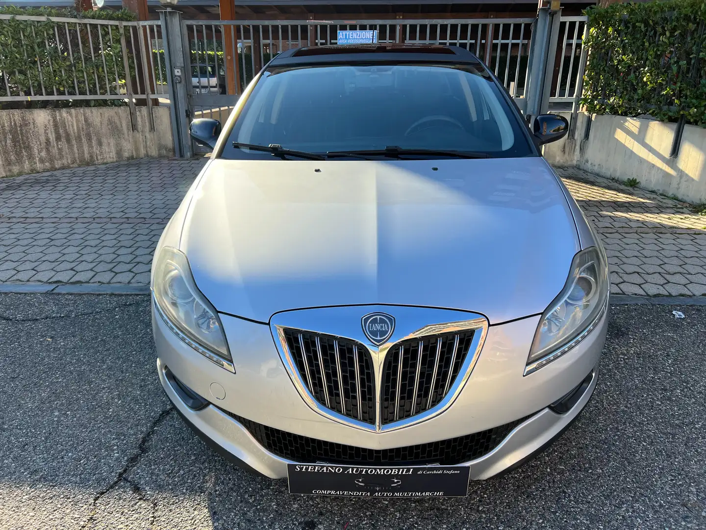 Lancia Delta Delta III 1.6 mjt Platino 120cv dpf Argento - 2