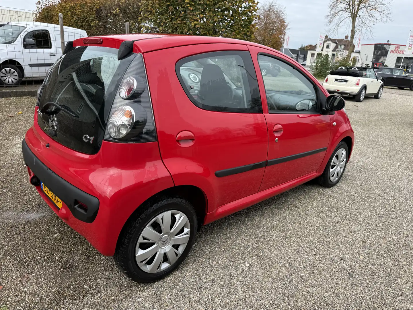 Citroen C1 1.0-12V Selection. 5 deurs,Airco. Druklager hoorba Rouge - 2