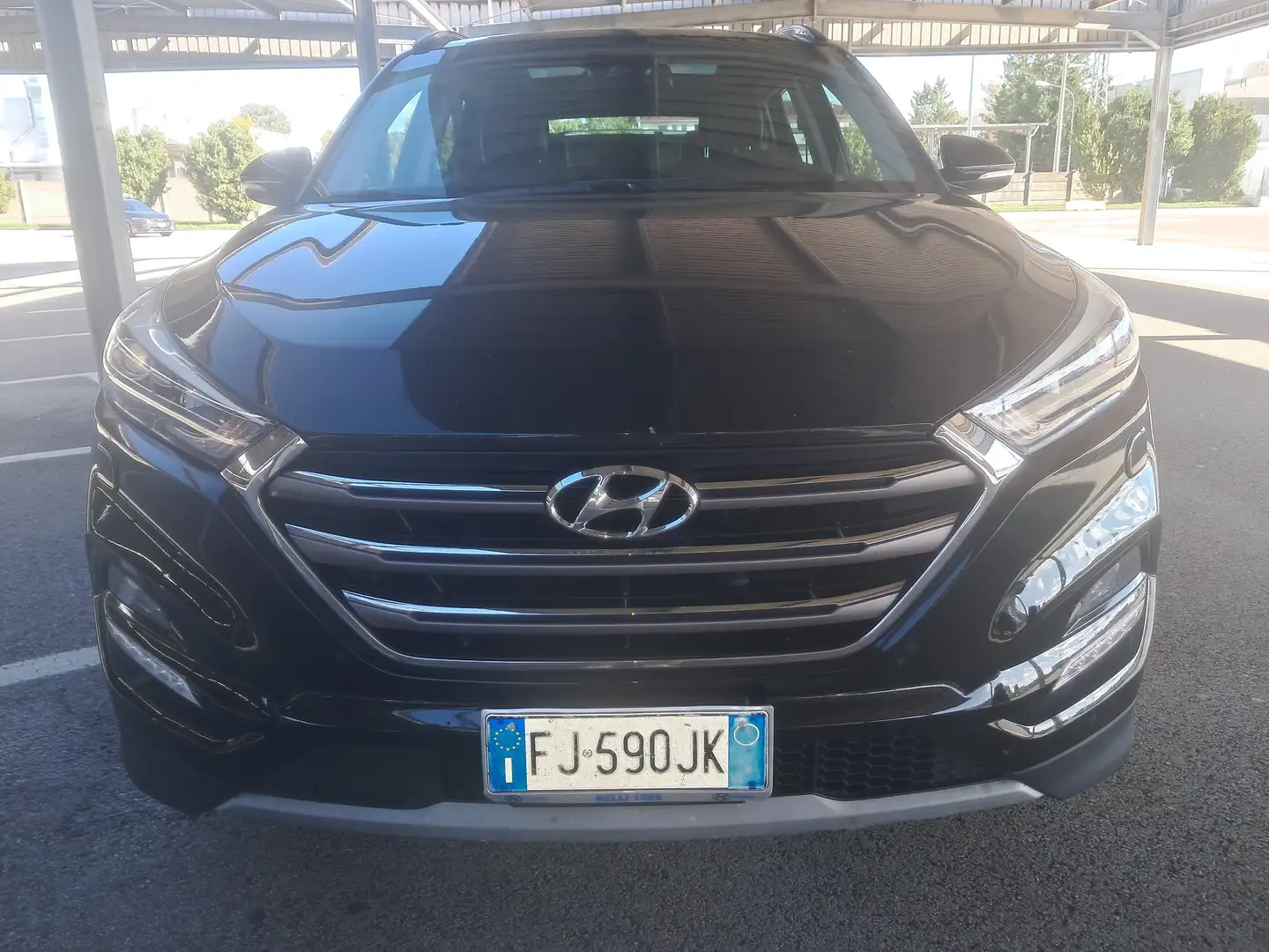 Hyundai TUCSON Tucson II 2015 1.7 crdi Xpossible 2wd 115cv Nero - 2