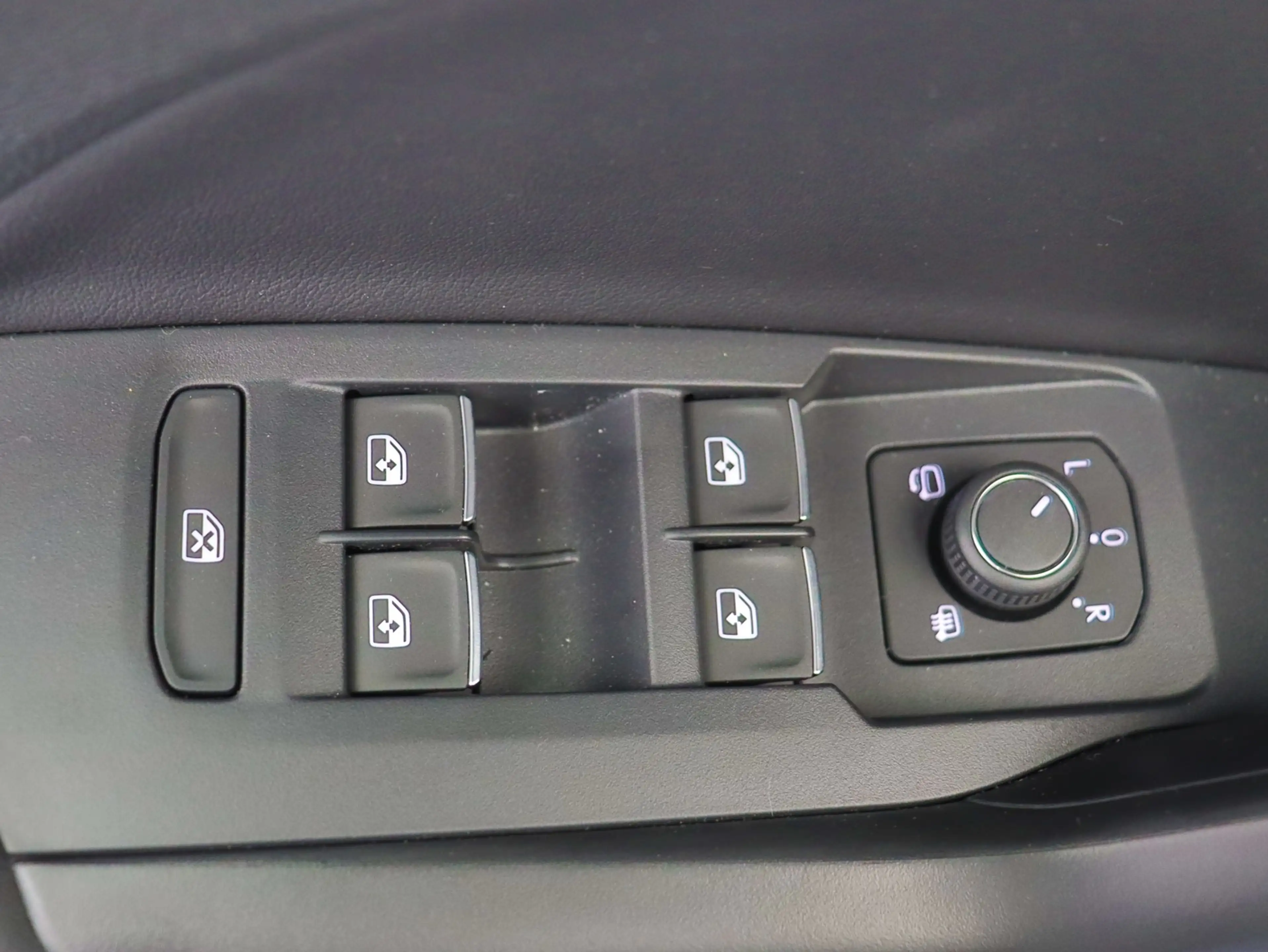 Volkswagen T-Cross GOAL 1.5TSI DSG+KAMERA+ACC+NAVI+MFL — photo 10