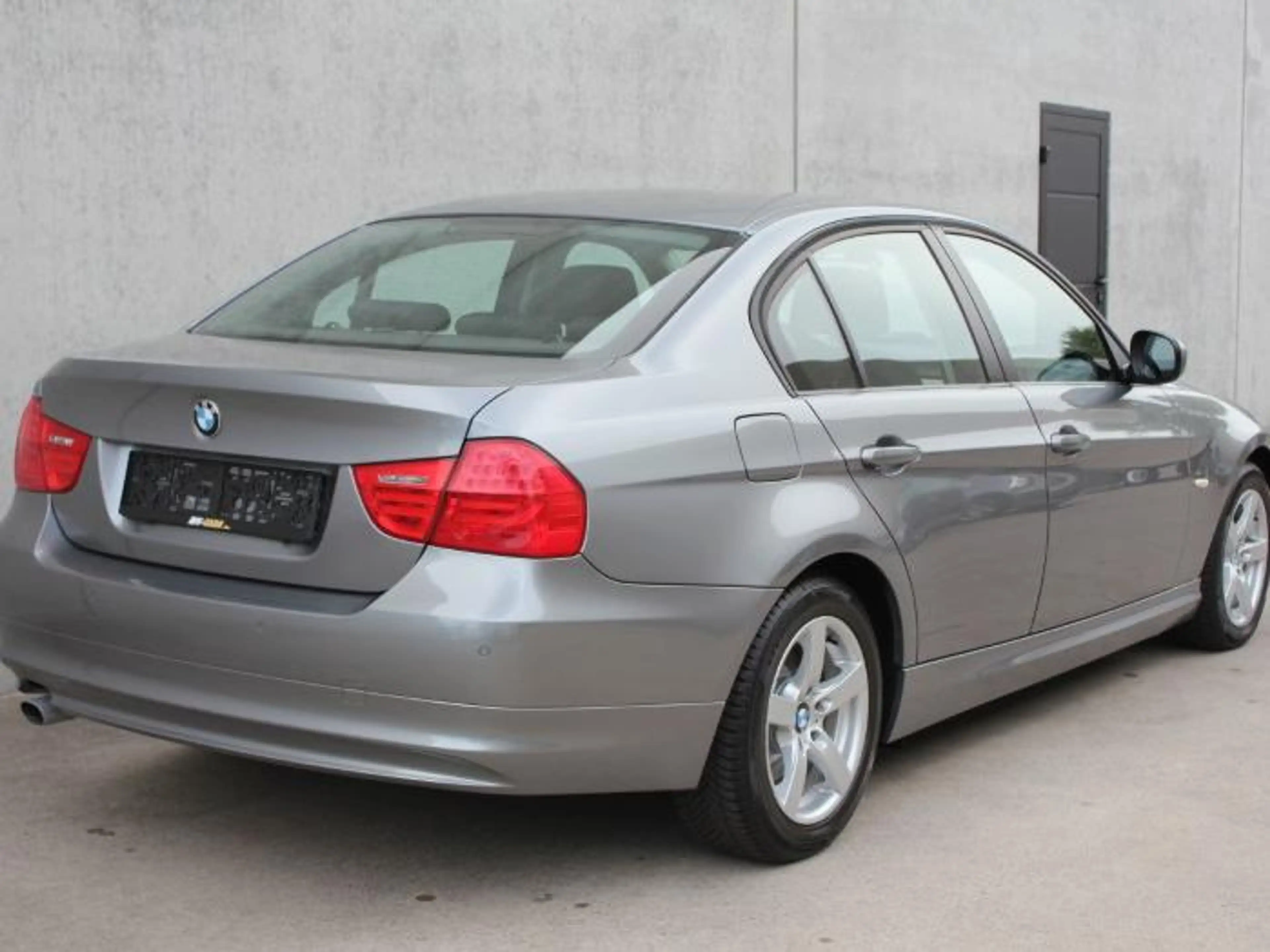 BMW 318 318iA/Pdc/Multistuur/cruise control — photo 8