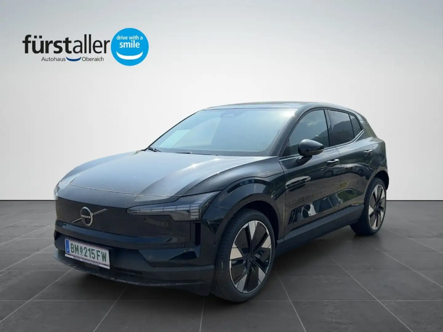 Volvo EX30 Ultra, Twin Motor Performance, Vollelektrisch Schwarz - 1