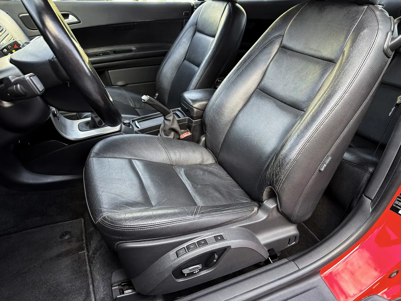 Volvo C70 снимка Volvo C70