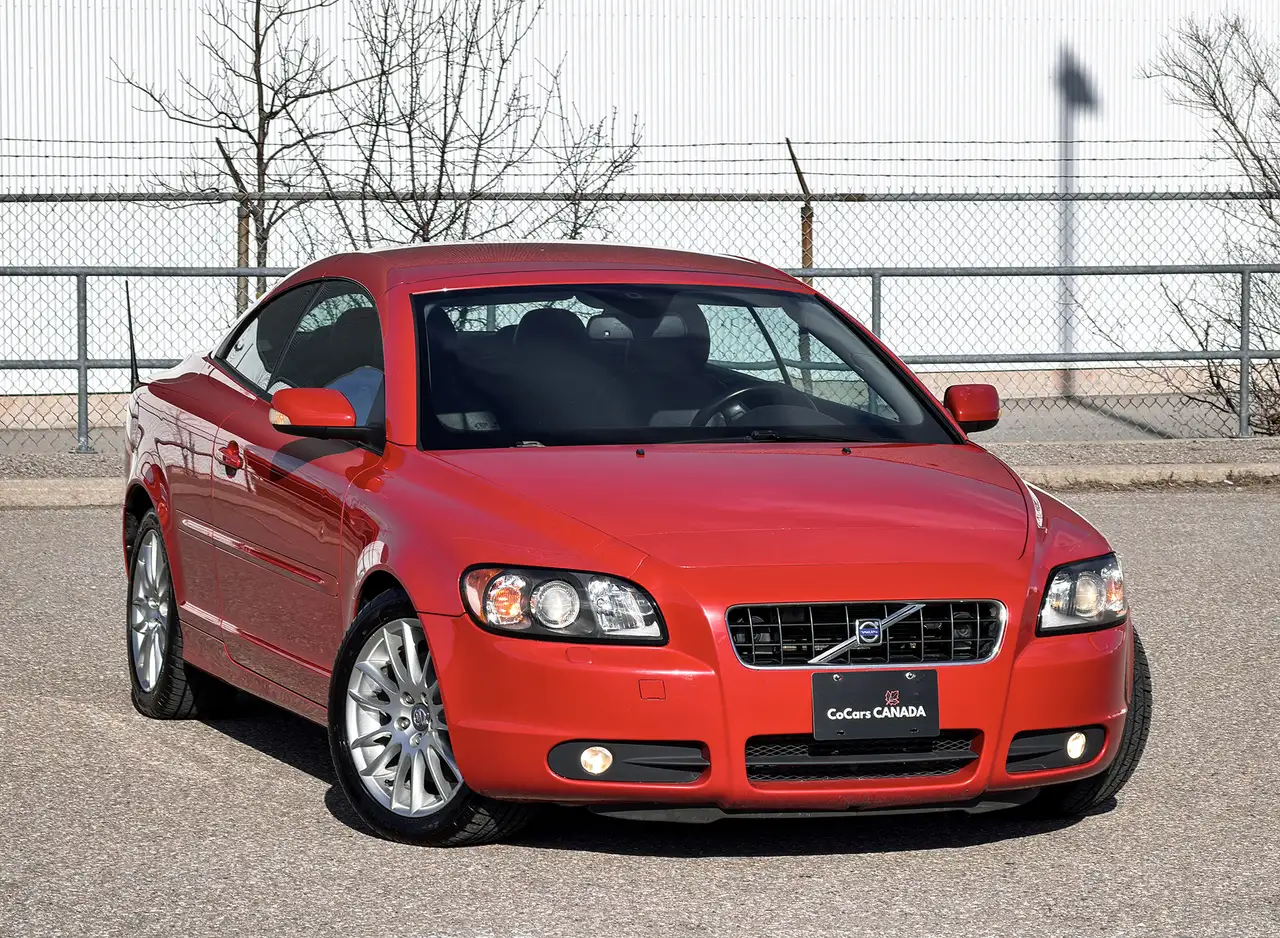 Volvo C70 снимка Volvo C70