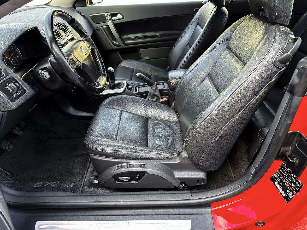 Volvo C70 снимка Volvo C70