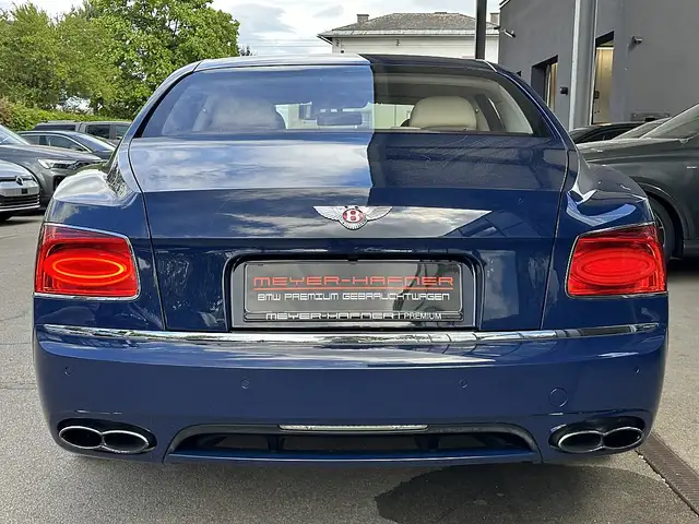 Bentley Flying Spur Continental GT Flying Spur V8, durchgehend bei ... Ansicht 9