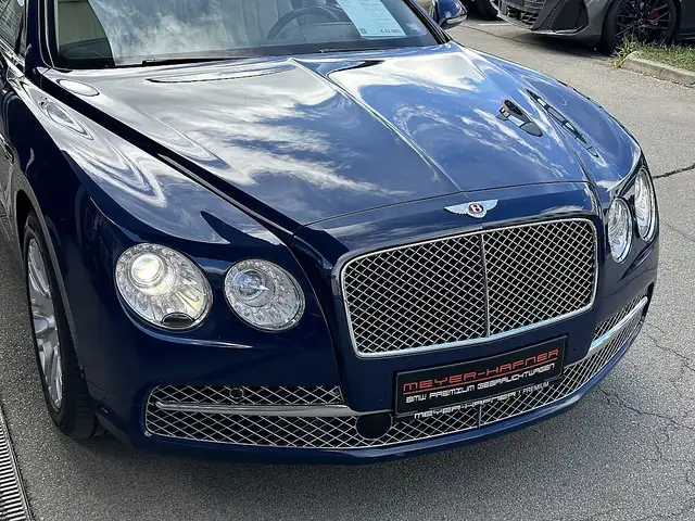 Bentley Flying Spur Continental GT Flying Spur V8, durchgehend bei ... Ansicht 5