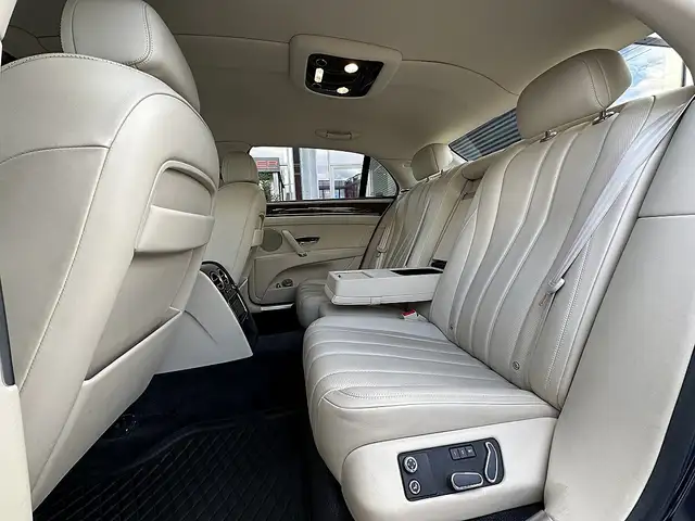 Bentley Flying Spur Continental GT Flying Spur V8, durchgehend bei ... Ansicht 16