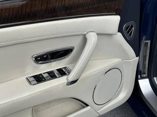 Bentley Flying Spur Continental GT Flying Spur V8, durchgehend bei ... Ansicht 34