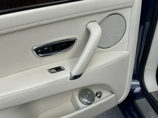 Bentley Flying Spur Continental GT Flying Spur V8, durchgehend bei ... Ansicht 13