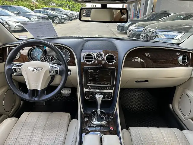 Bentley Flying Spur Continental GT Flying Spur V8, durchgehend bei ... Ansicht 23