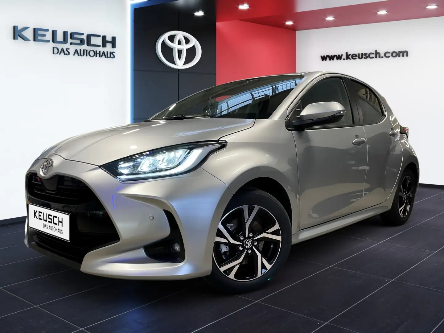 Toyota Yaris Yaris - 1,5 l, 116 P Silber - 2