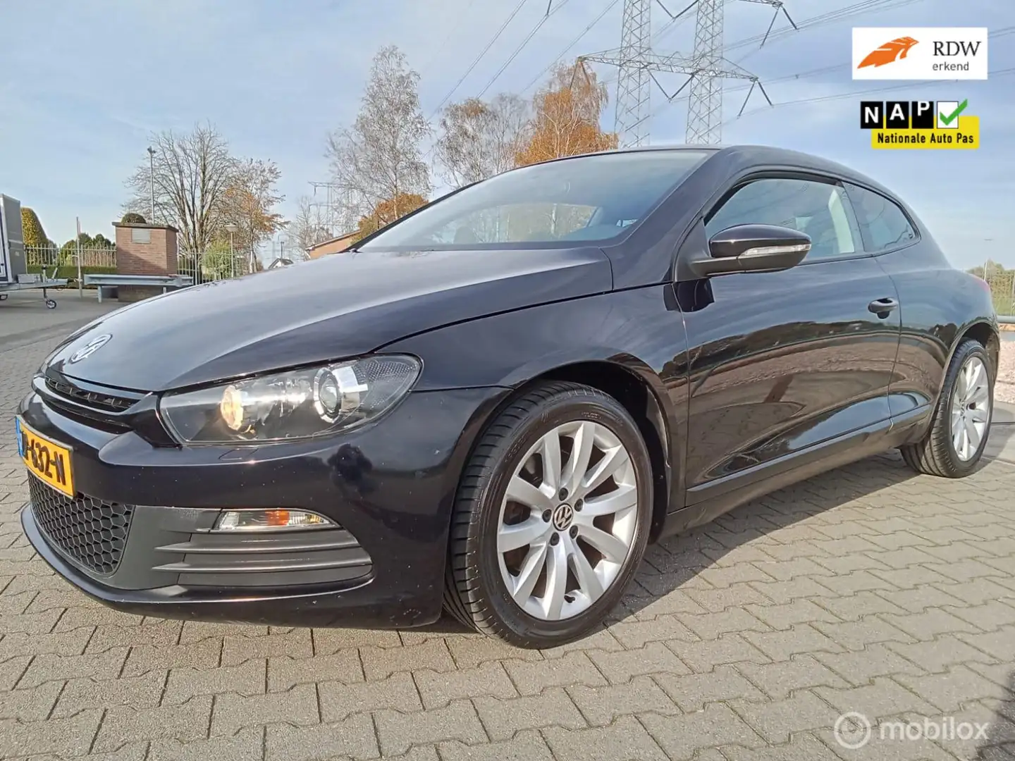 Volkswagen Scirocco 1.4 TSI/clima/navi/pdc Zwart - 1