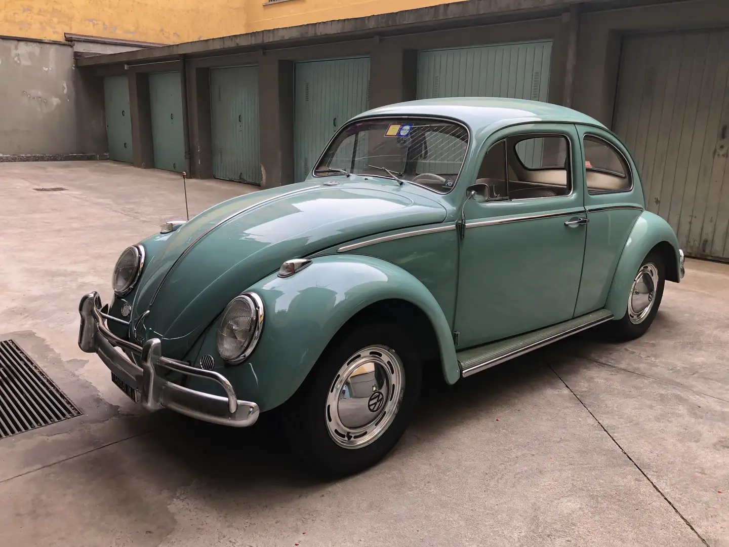 Volkswagen Maggiolino modello 6 volt conservato - 1
