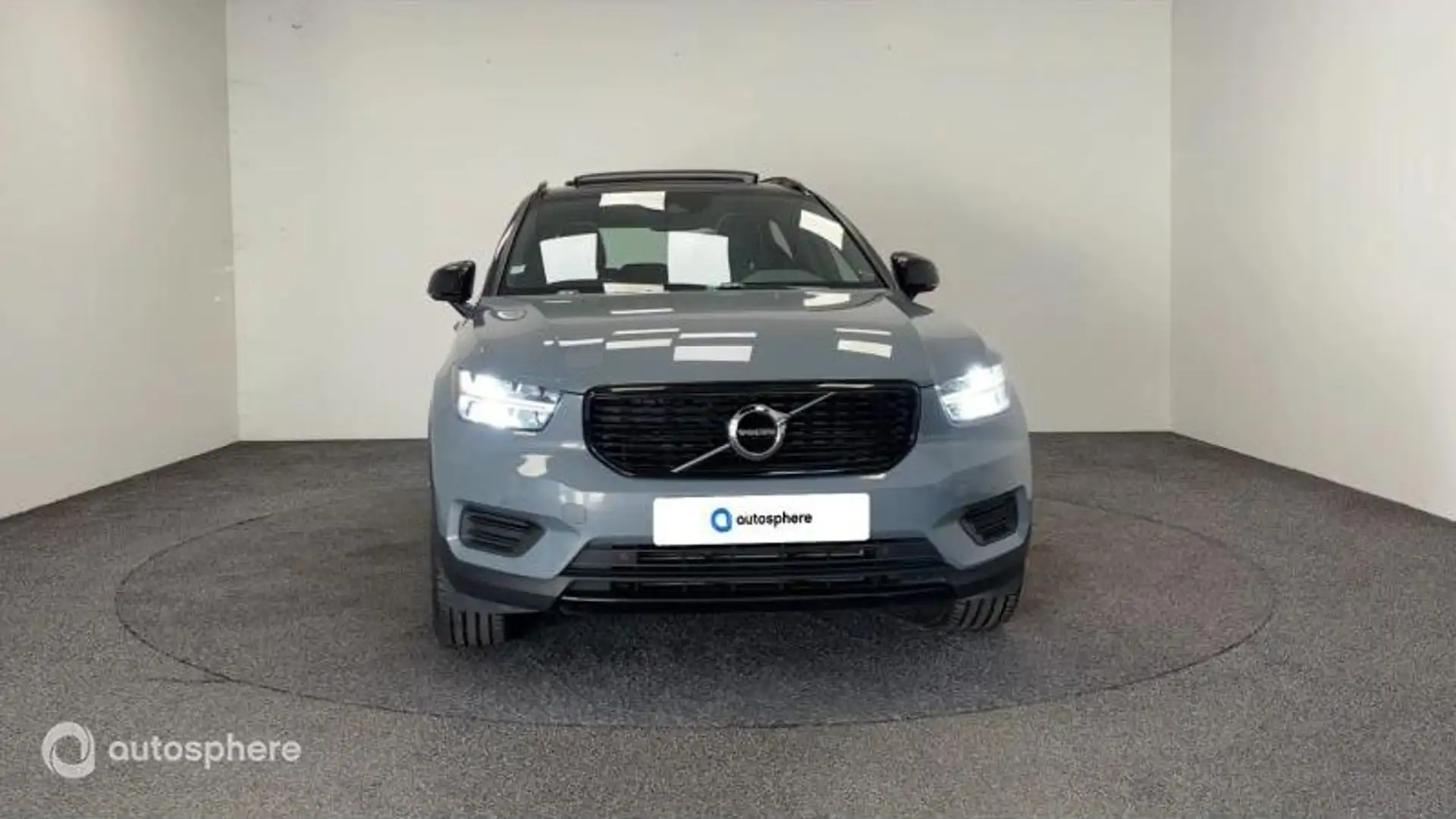 Volvo XC40 D4 AdBlue AWD 190ch R-Design Geartronic 8 - 2