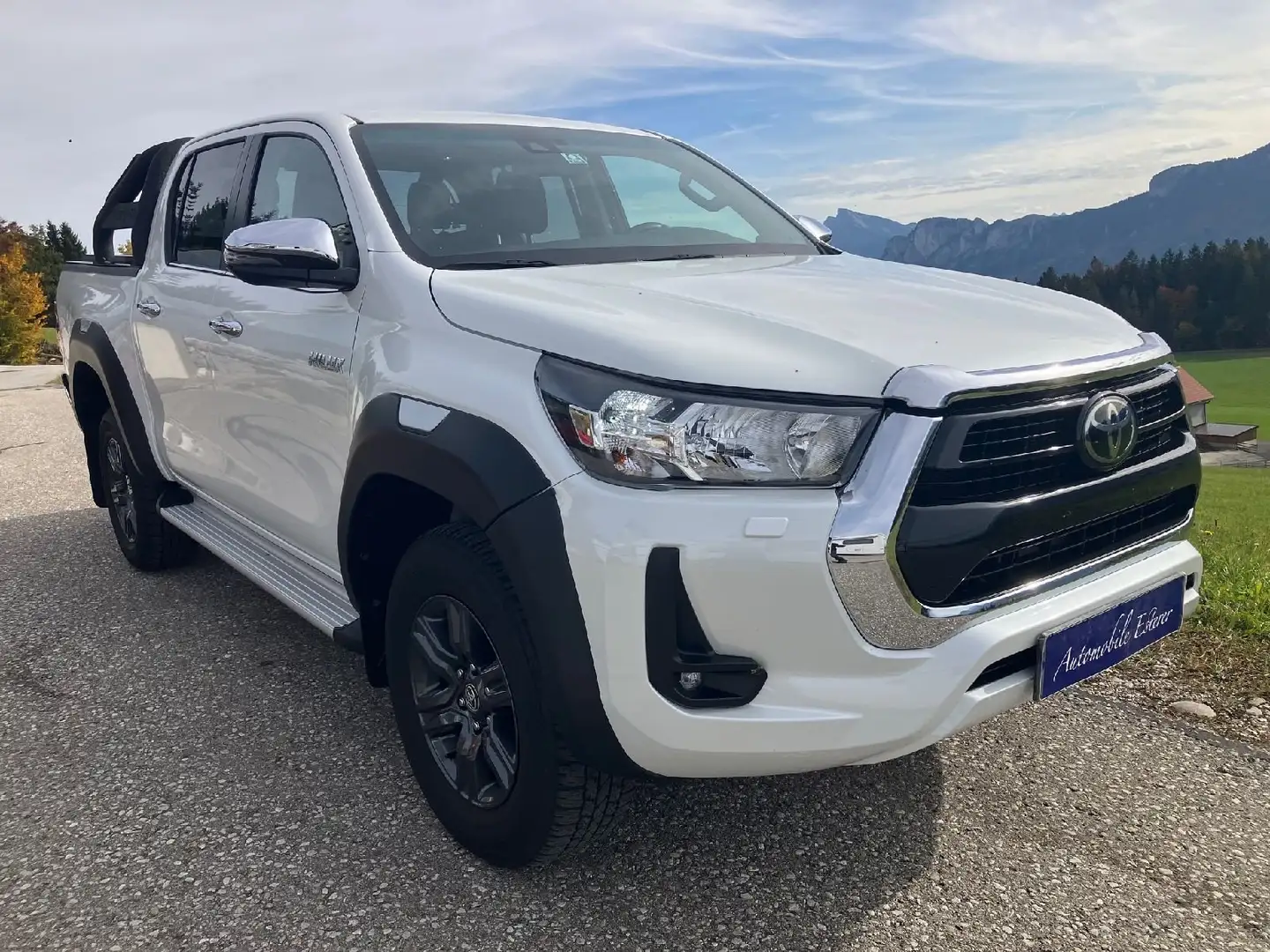 Toyota Hilux Double Active DK 4x4 Aut. AHK, Rollo, netto 41.600 Weiß - 2