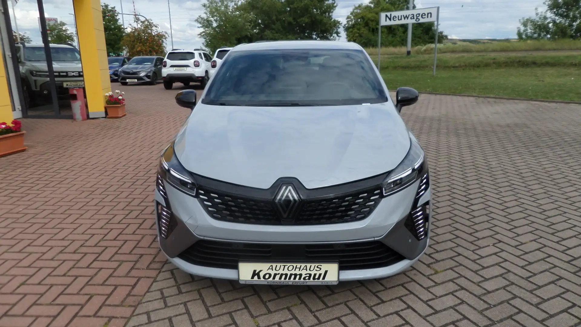 Renault Clio V Esprit Alpine TCe 90 PS mit Winterpaket Navi / Rückfahrkamera Grijs - 2