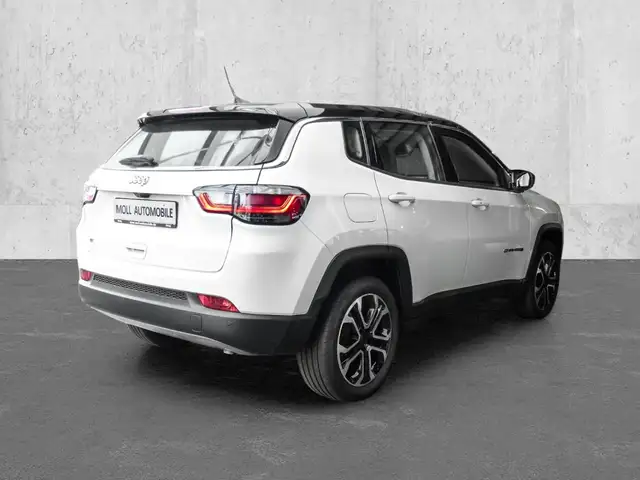 Jeep Compass view 2