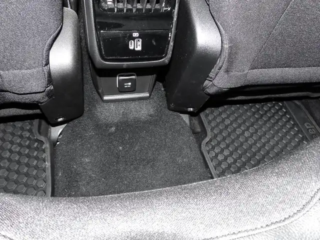 Jeep Compass view 15