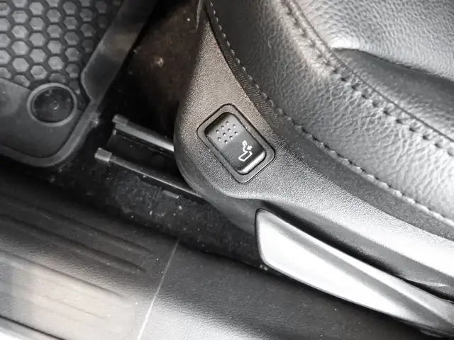Jeep Compass view 12