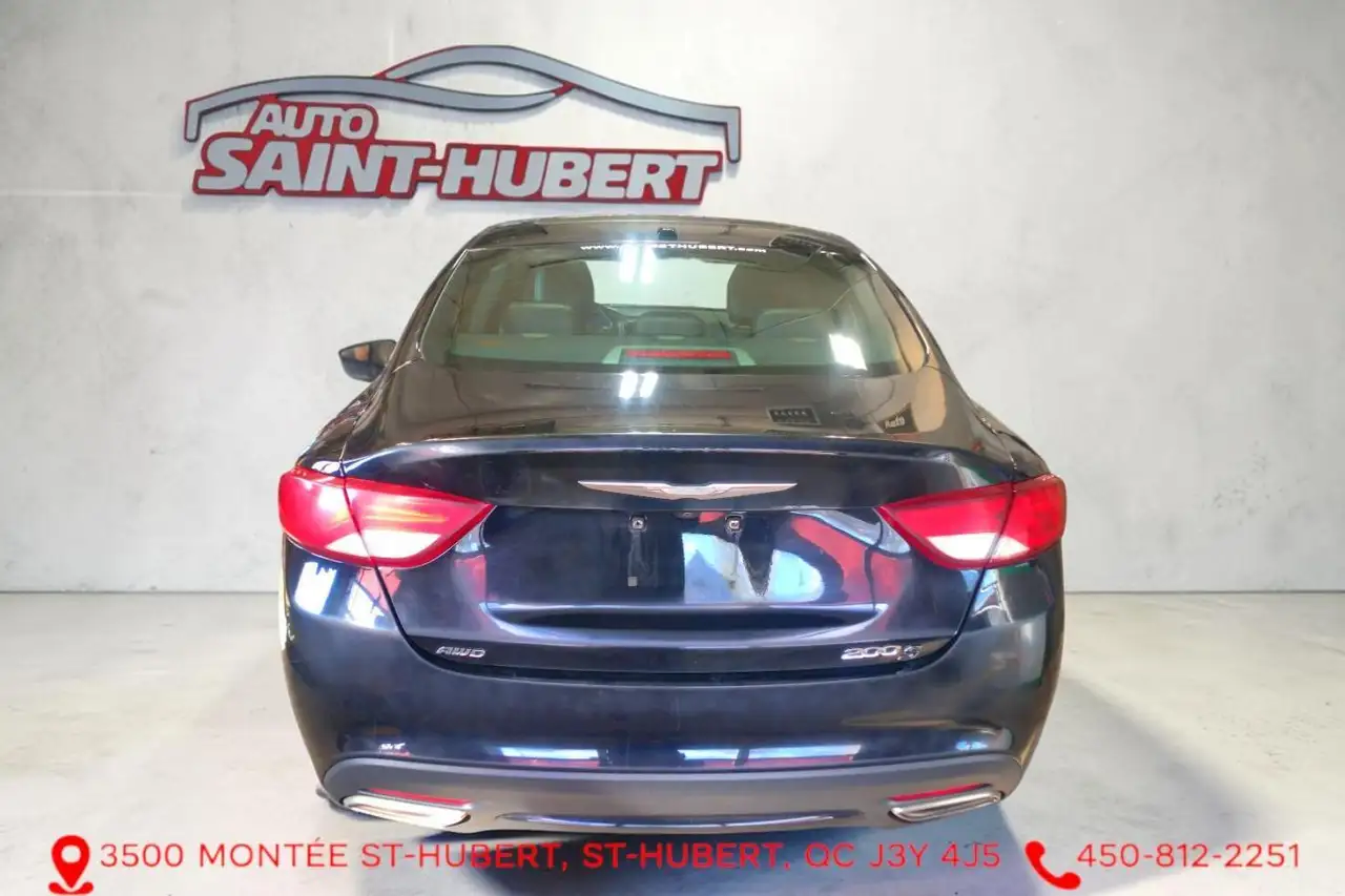 Chrysler 200 снимка Chrysler 200
