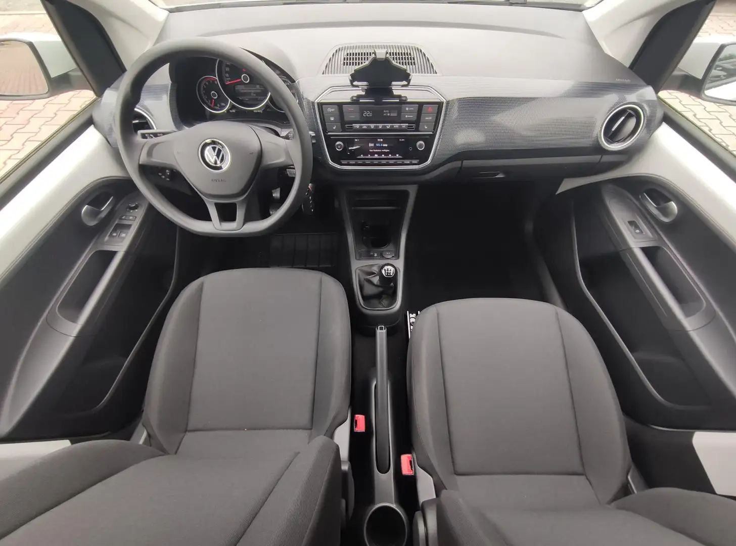Volkswagen up! Basis 1,0l+65Ps+Climatronic+Winterpaket Белый - 2