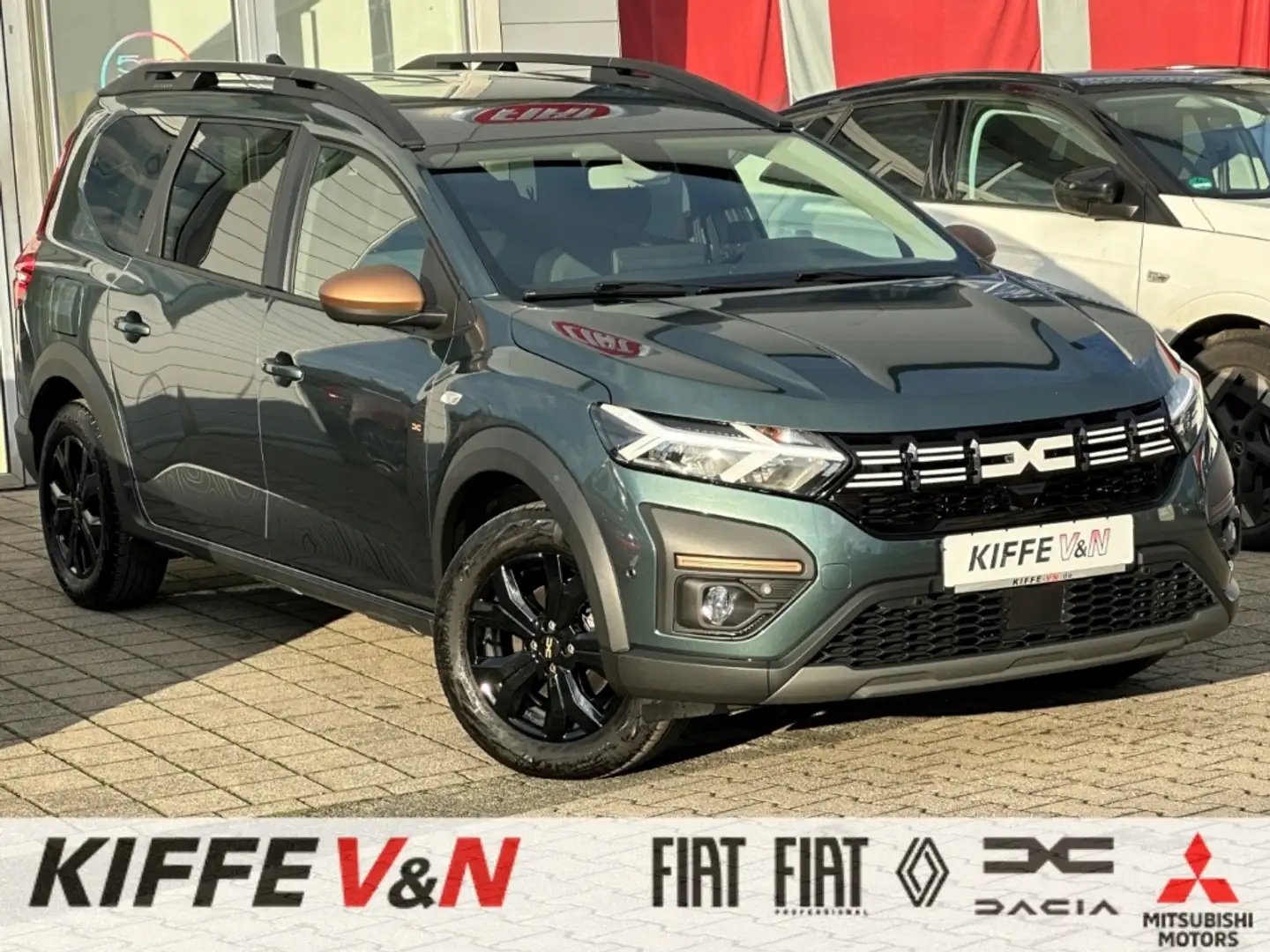 Dacia Jogger Extreme Full-Hybrid 7-Sitzer SHZ RFK NAV Grün - 1