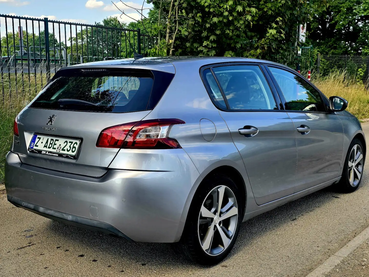 Peugeot 308 1.6 HDi  * AIRCO * NAVI * GARANTIE * Grijs - 2