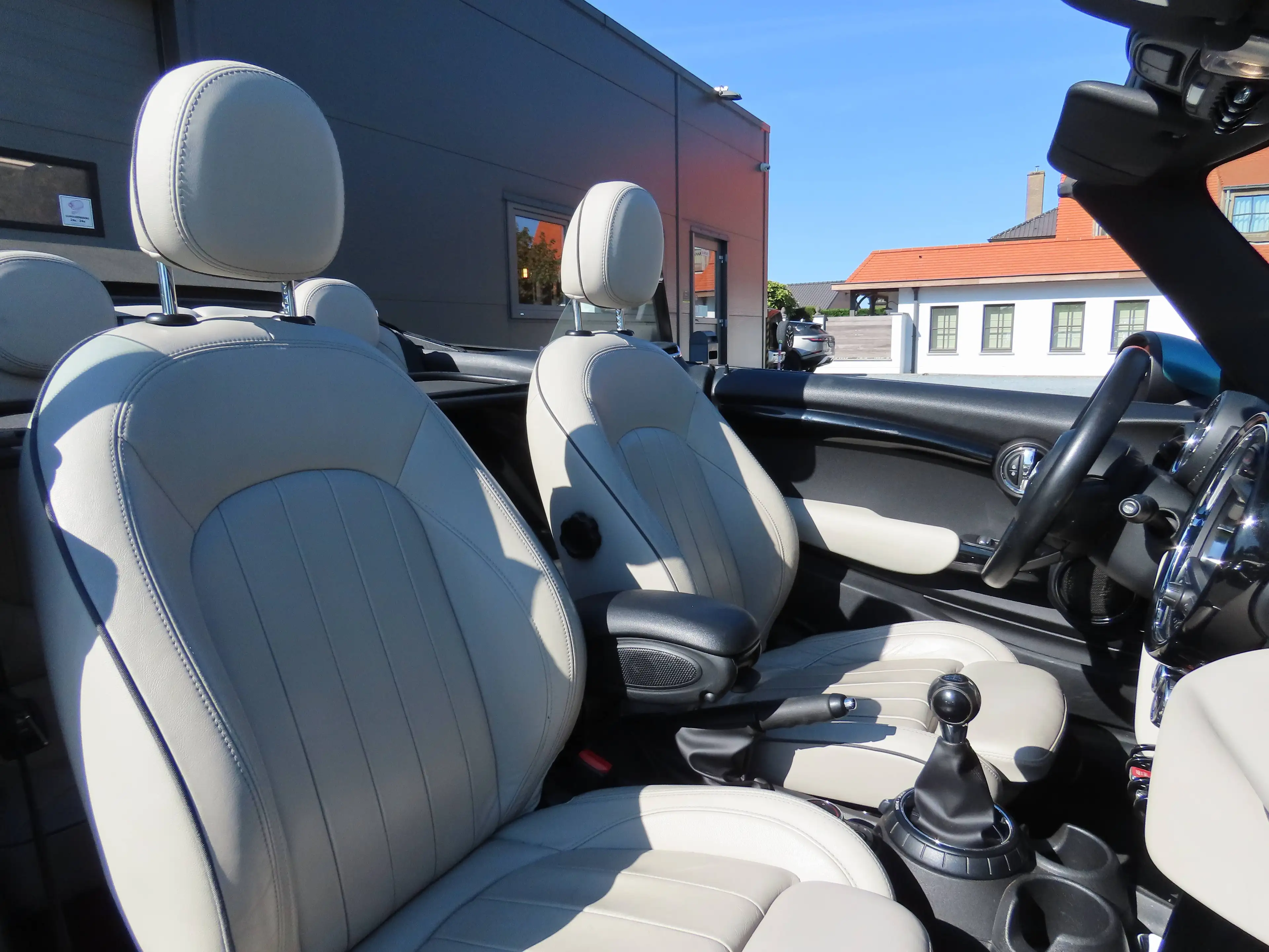 MINI One Cabrio Mini Cabriolet 1.2 One — photo 4