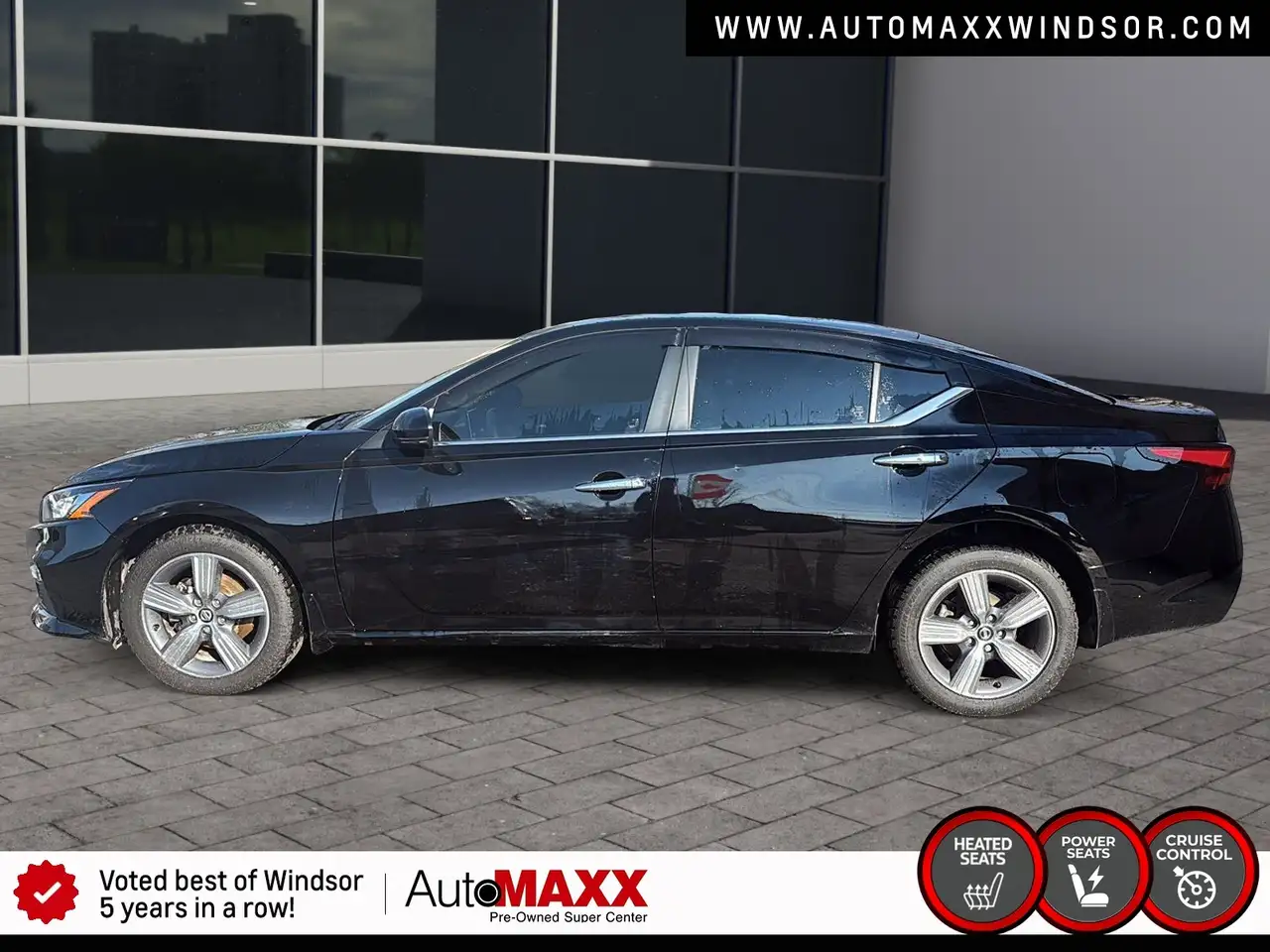 Nissan Altima снимка Nissan Altima
