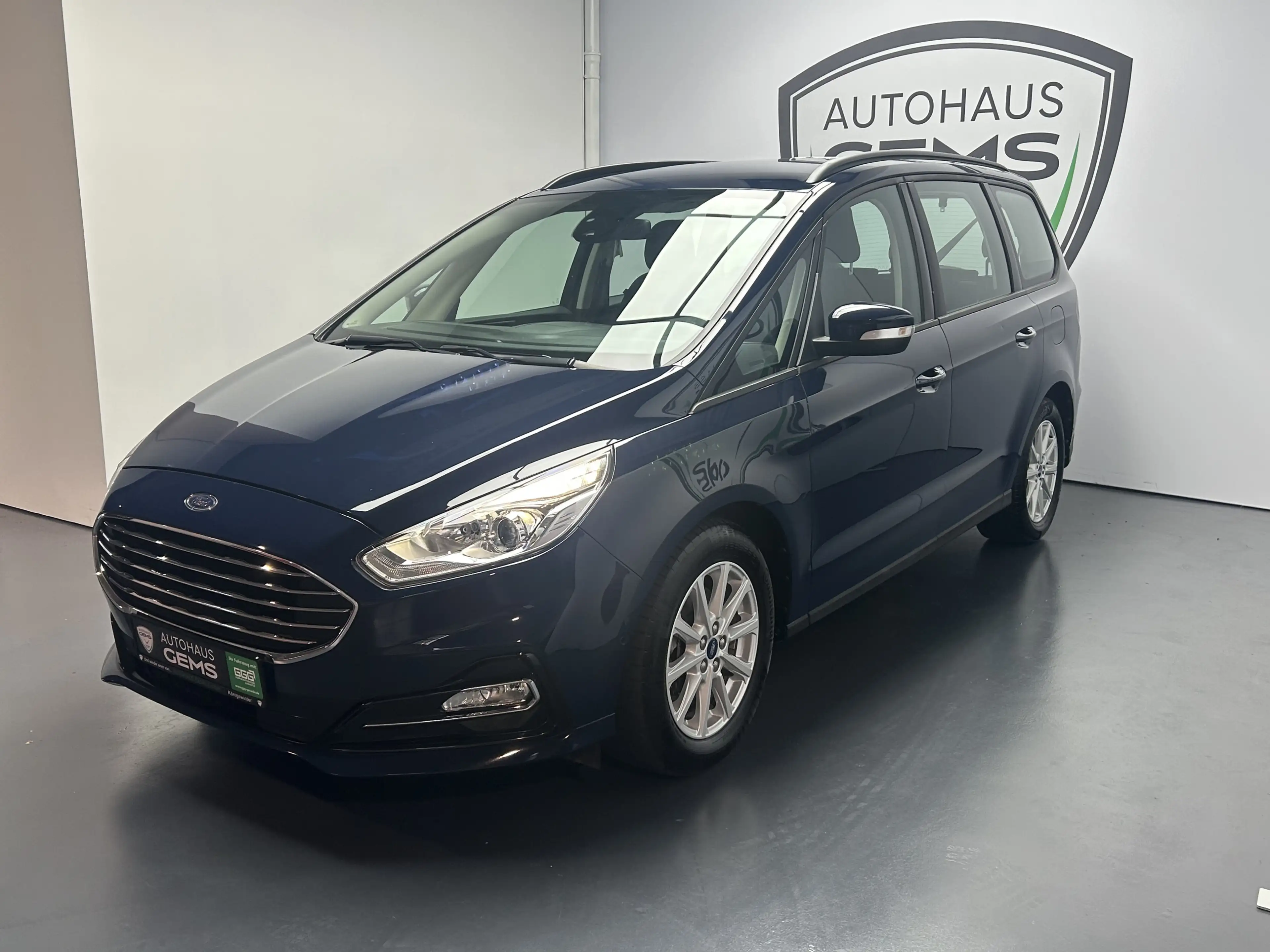 Ford Galaxy Trend 7-Sitzer AHK Navi R.Cam PDC Euro 6d — photo 3