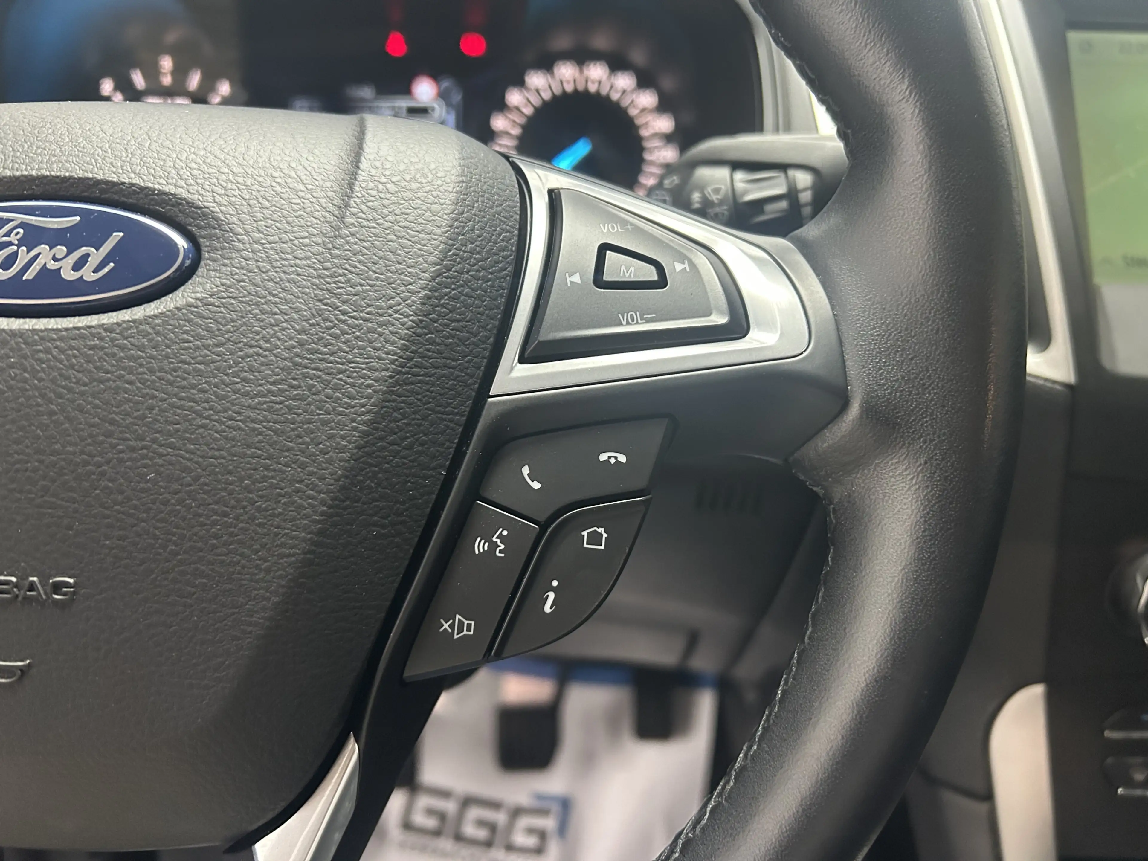 Ford Galaxy Trend 7-Sitzer AHK Navi R.Cam PDC Euro 6d — photo 14