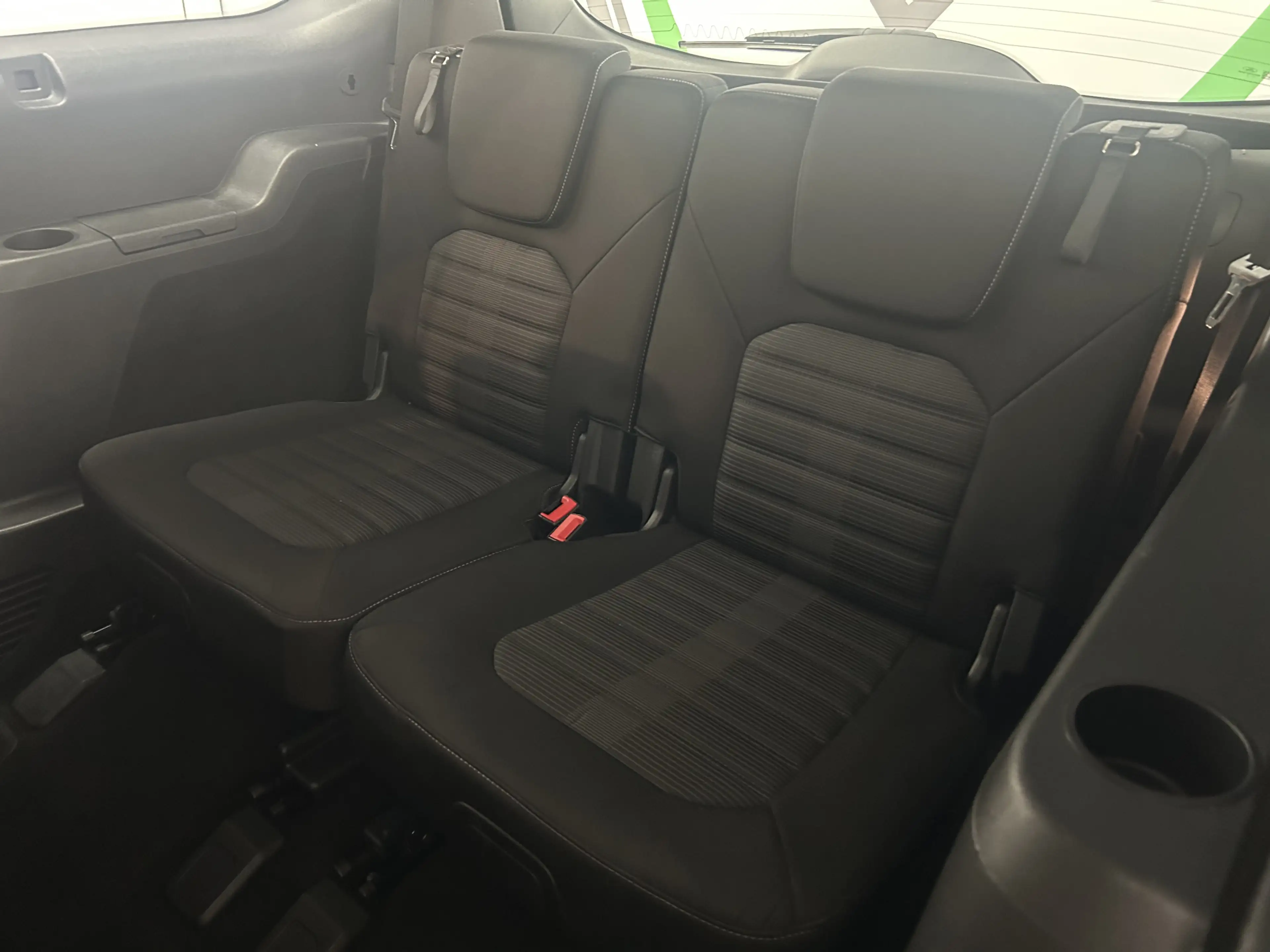 Ford Galaxy Trend 7-Sitzer AHK Navi R.Cam PDC Euro 6d — photo 9