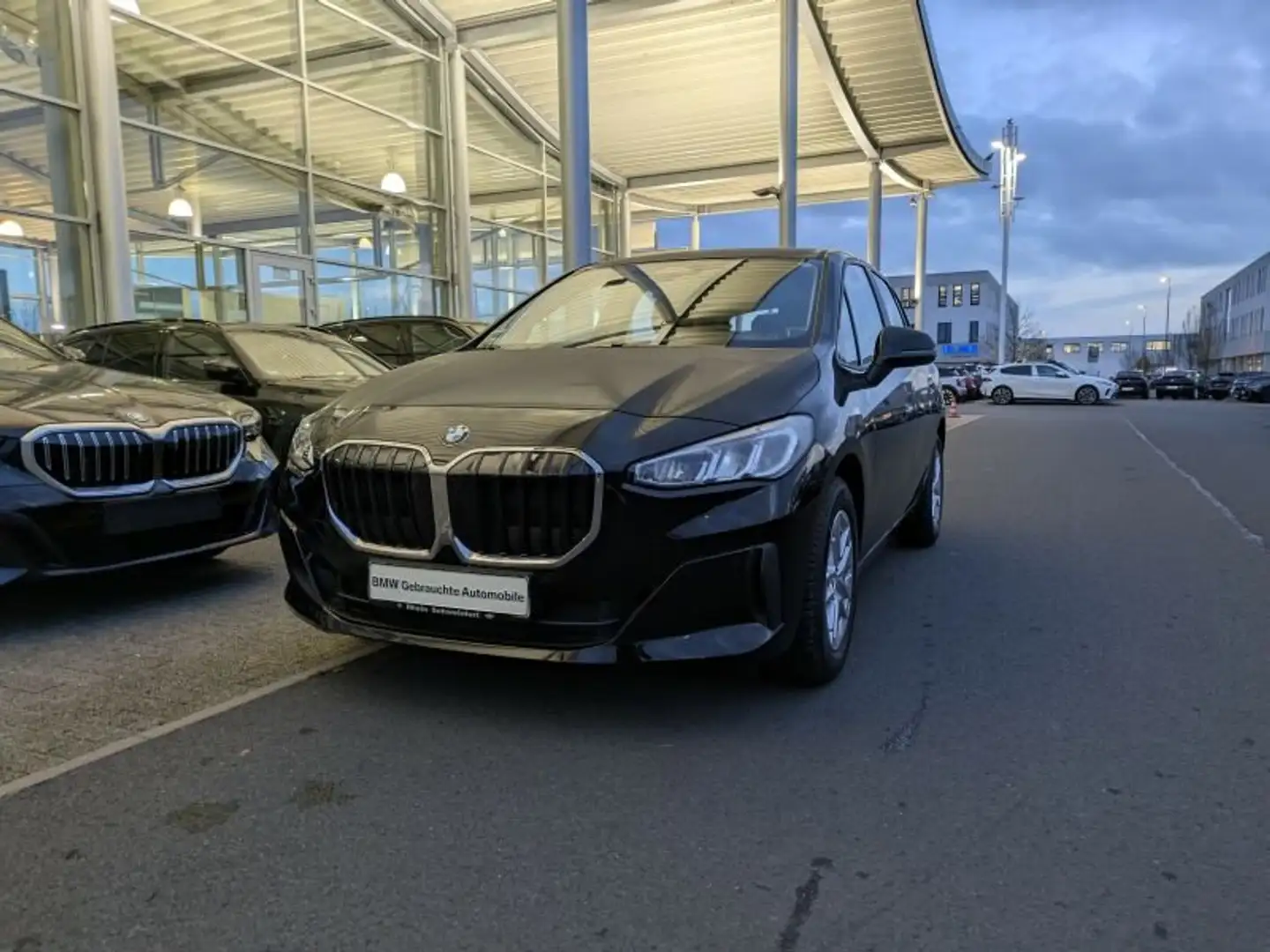 BMW 218 i Active Tourer *AKTIONSPREIS* Noir - 2