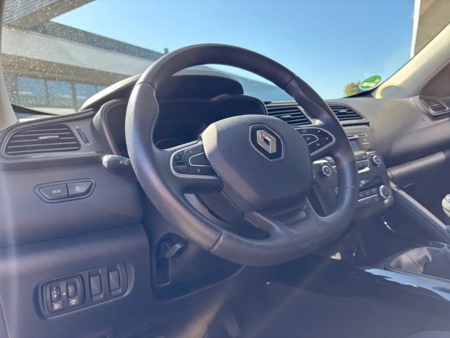Renault Kadjar 1.2 TCE INTENS 130PK AIRCO PDC LMV Grijs - 2