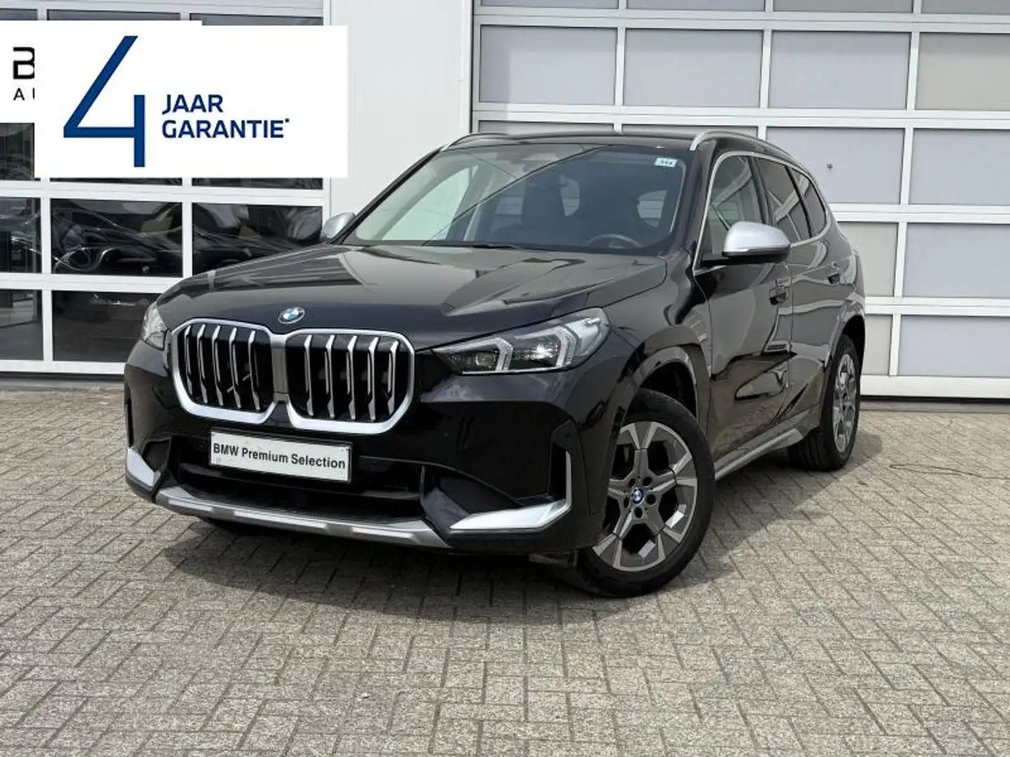 BMW X1 x line Schwarz - 1