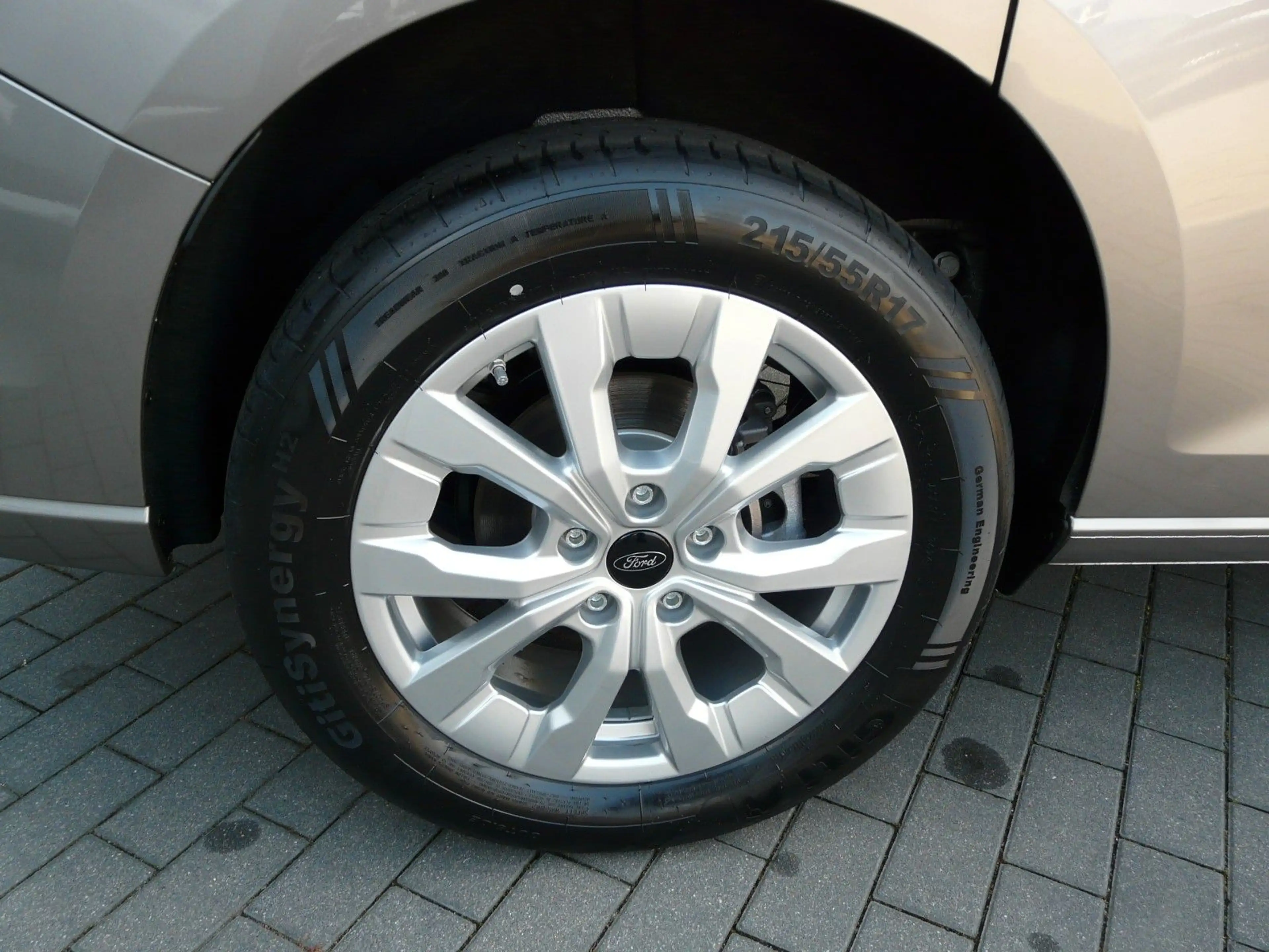 Ford Tourneo Connect Titanium *LED*Navi*Kamera* — photo 9