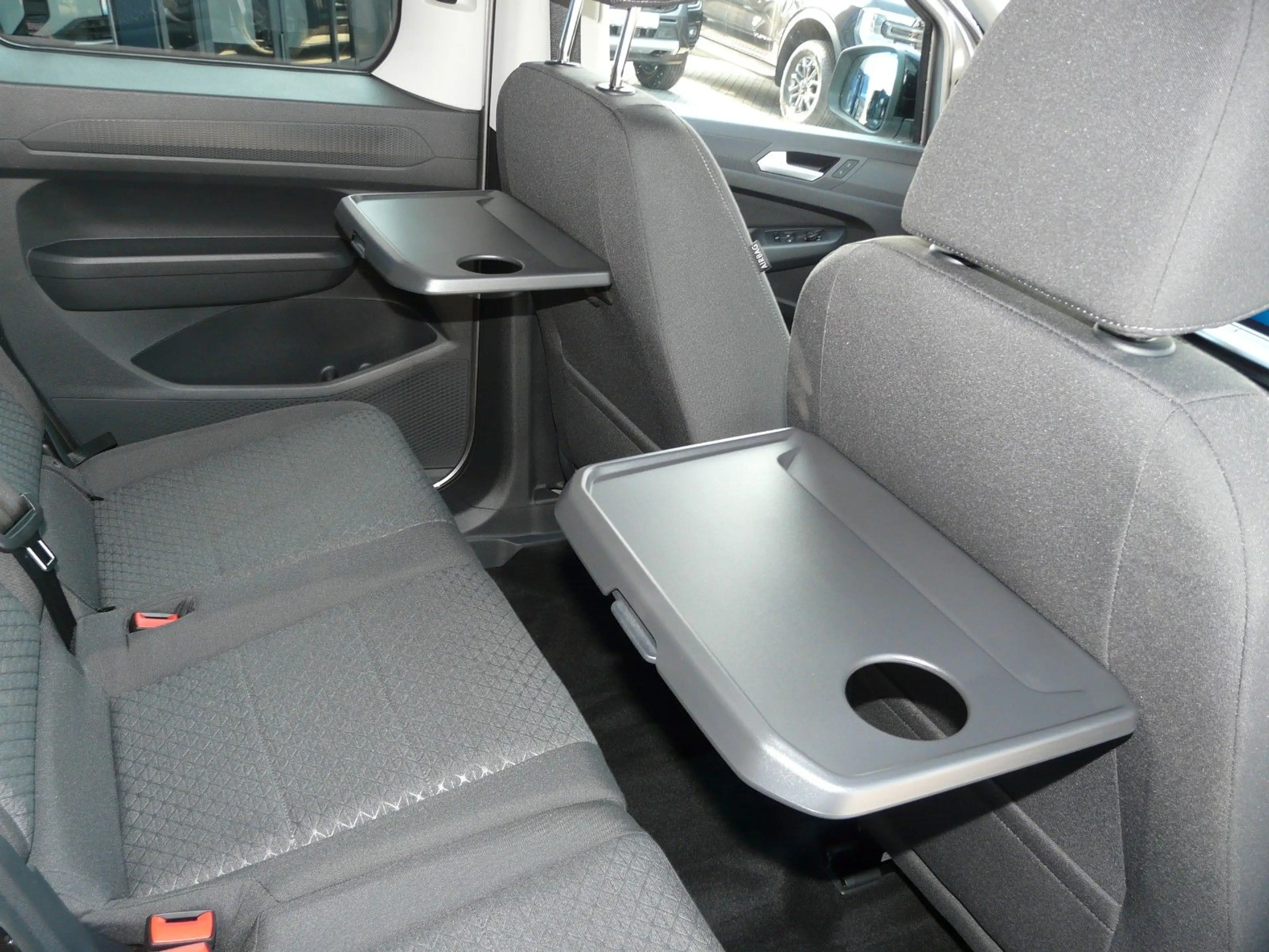 Ford Tourneo Connect Titanium *LED*Navi*Kamera* — photo 15