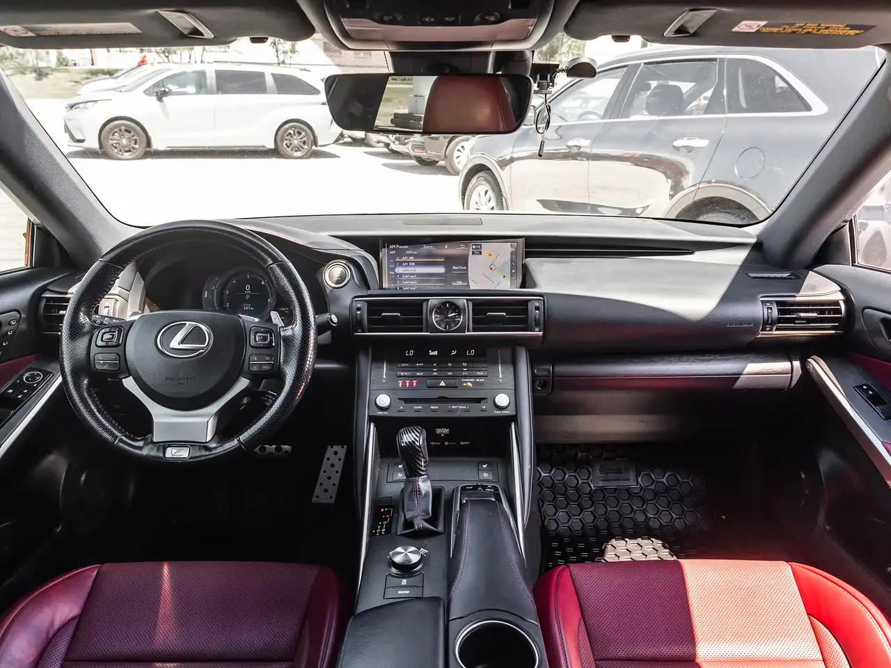 Lexus IS снимка Lexus IS
