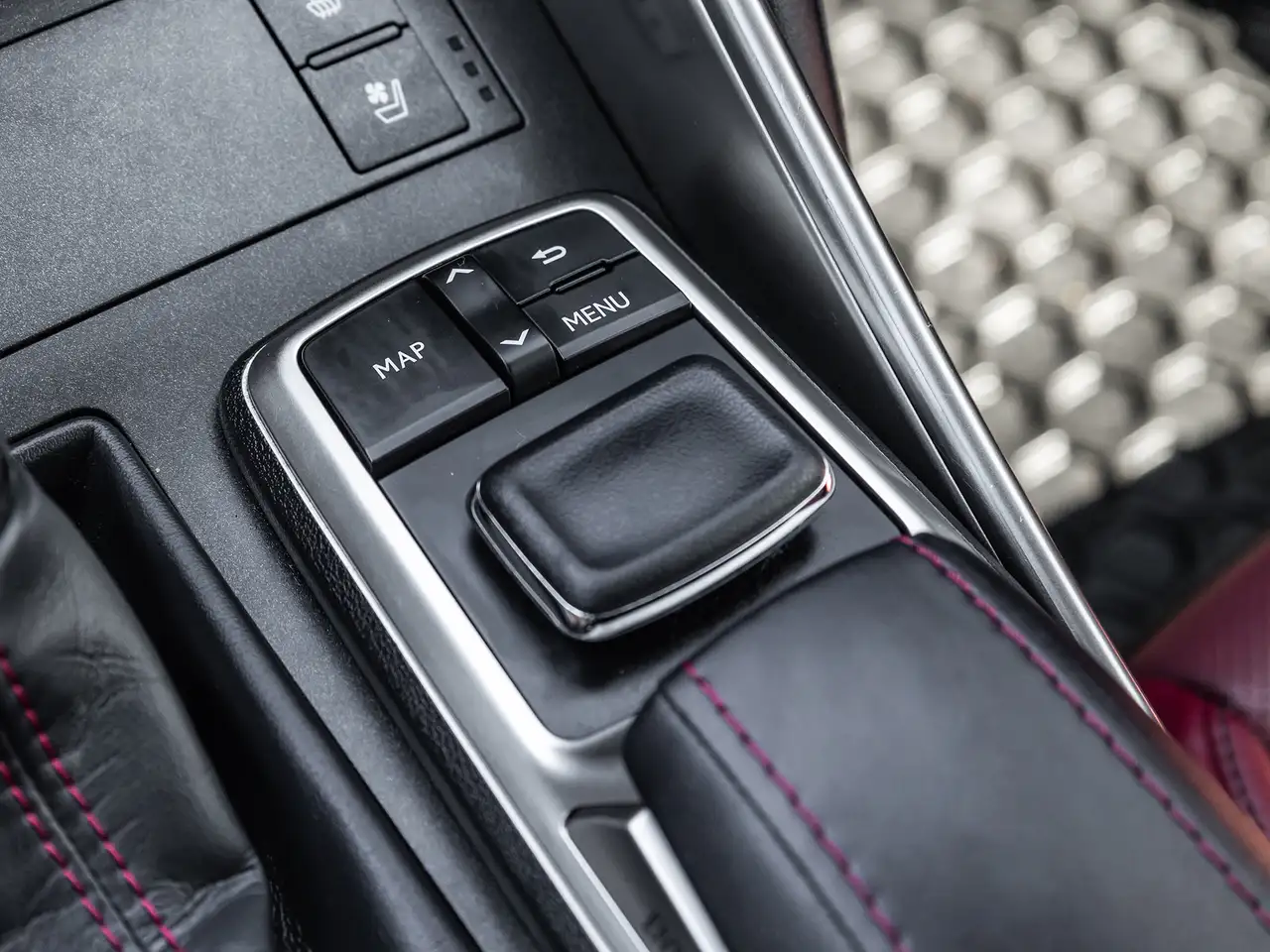 Lexus IS снимка Lexus IS