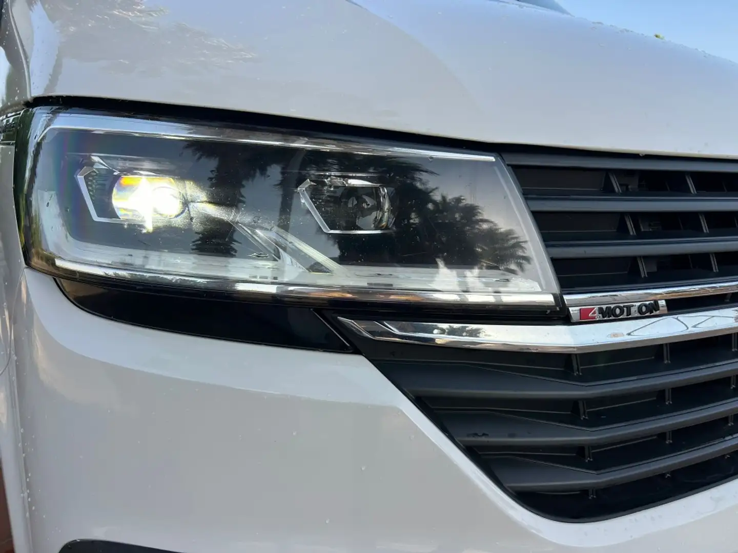 Volkswagen VOLKSWAGEN Caravelle Familiar  Automático de 4 Pu Blanc - 2