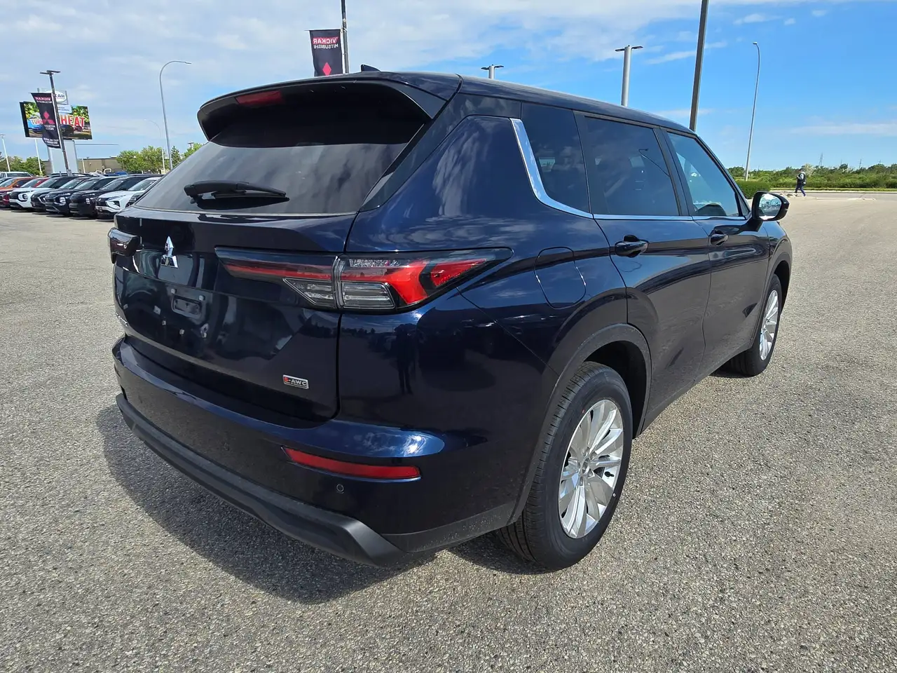 Mitsubishi Outlander снимка Mitsubishi Outlander