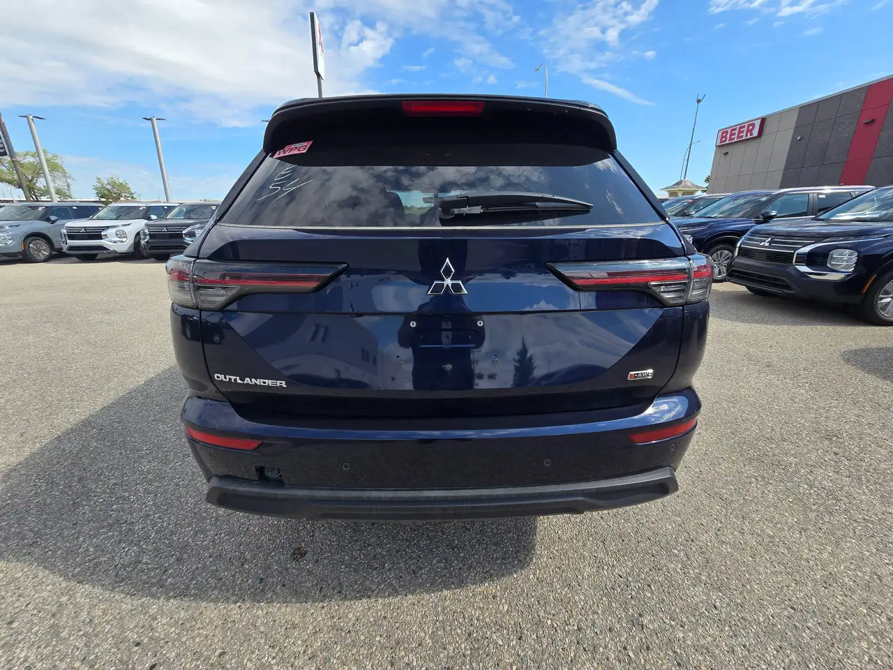Mitsubishi Outlander снимка Mitsubishi Outlander