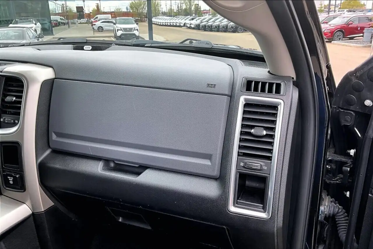 RAM 2500 снимка RAM 2500