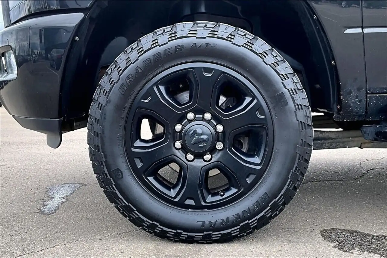 RAM 2500 снимка RAM 2500