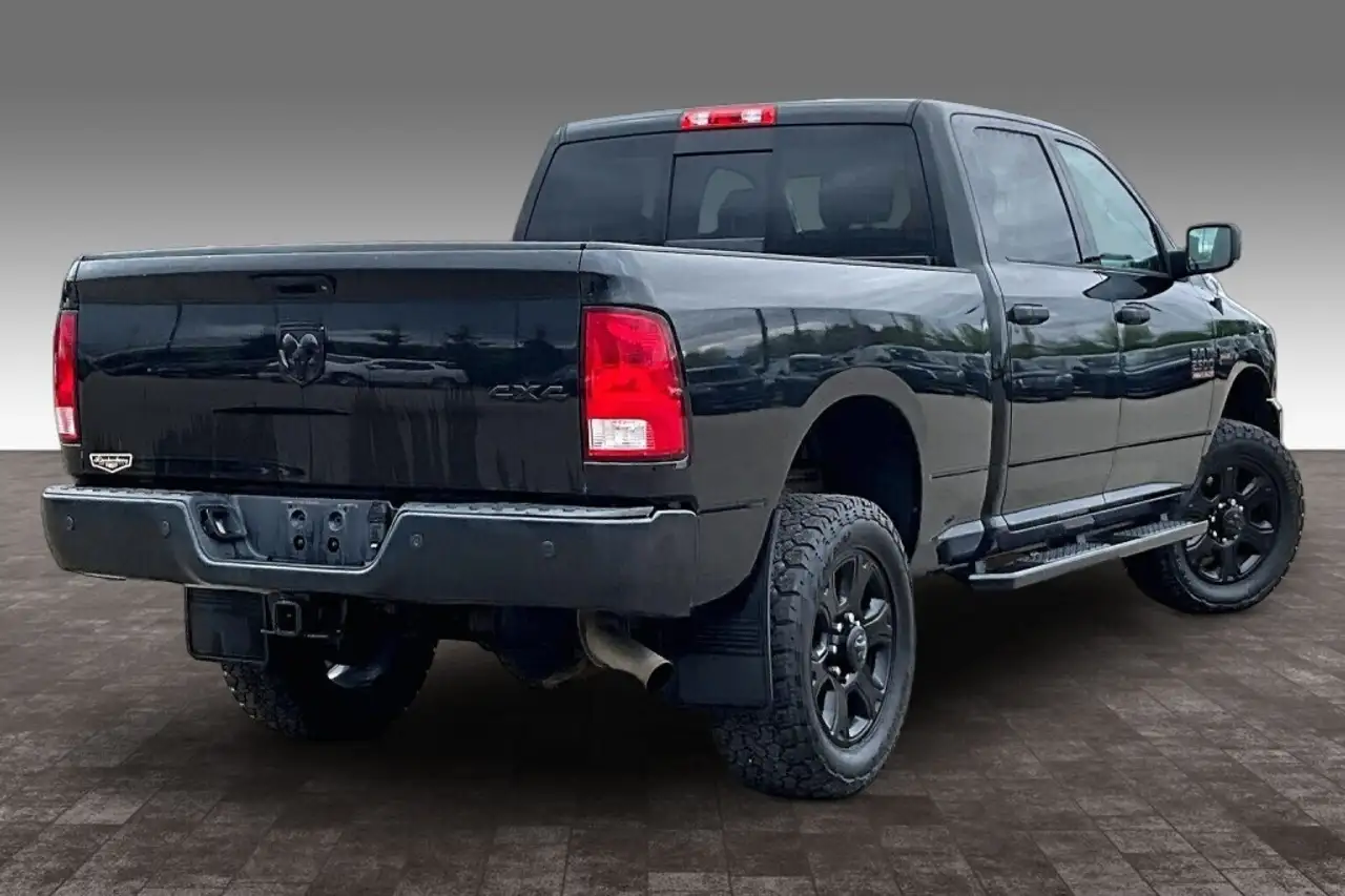 RAM 2500 снимка RAM 2500