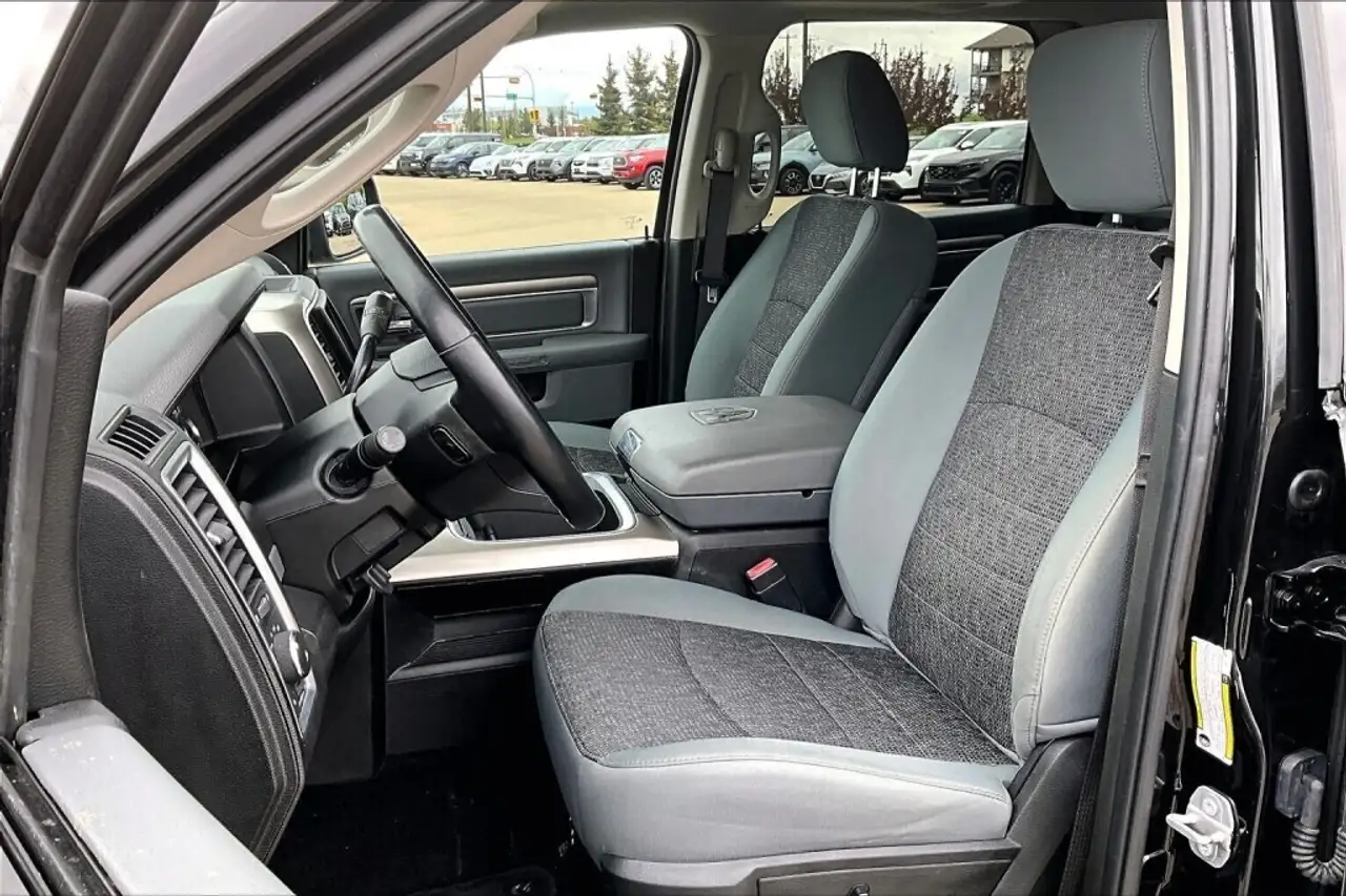 RAM 2500 снимка RAM 2500