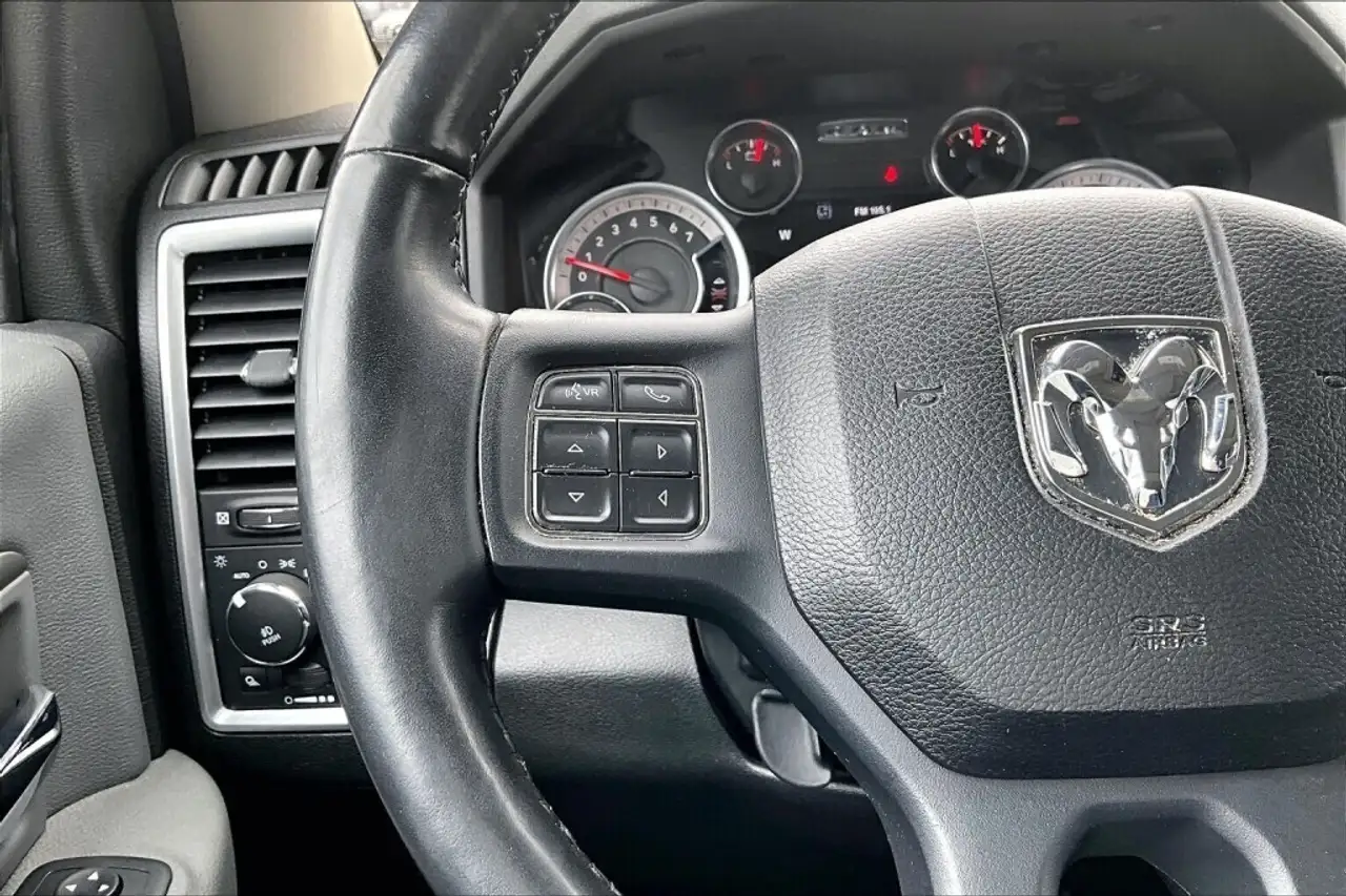 RAM 2500 снимка RAM 2500