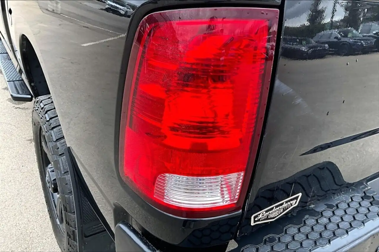RAM 2500 снимка RAM 2500