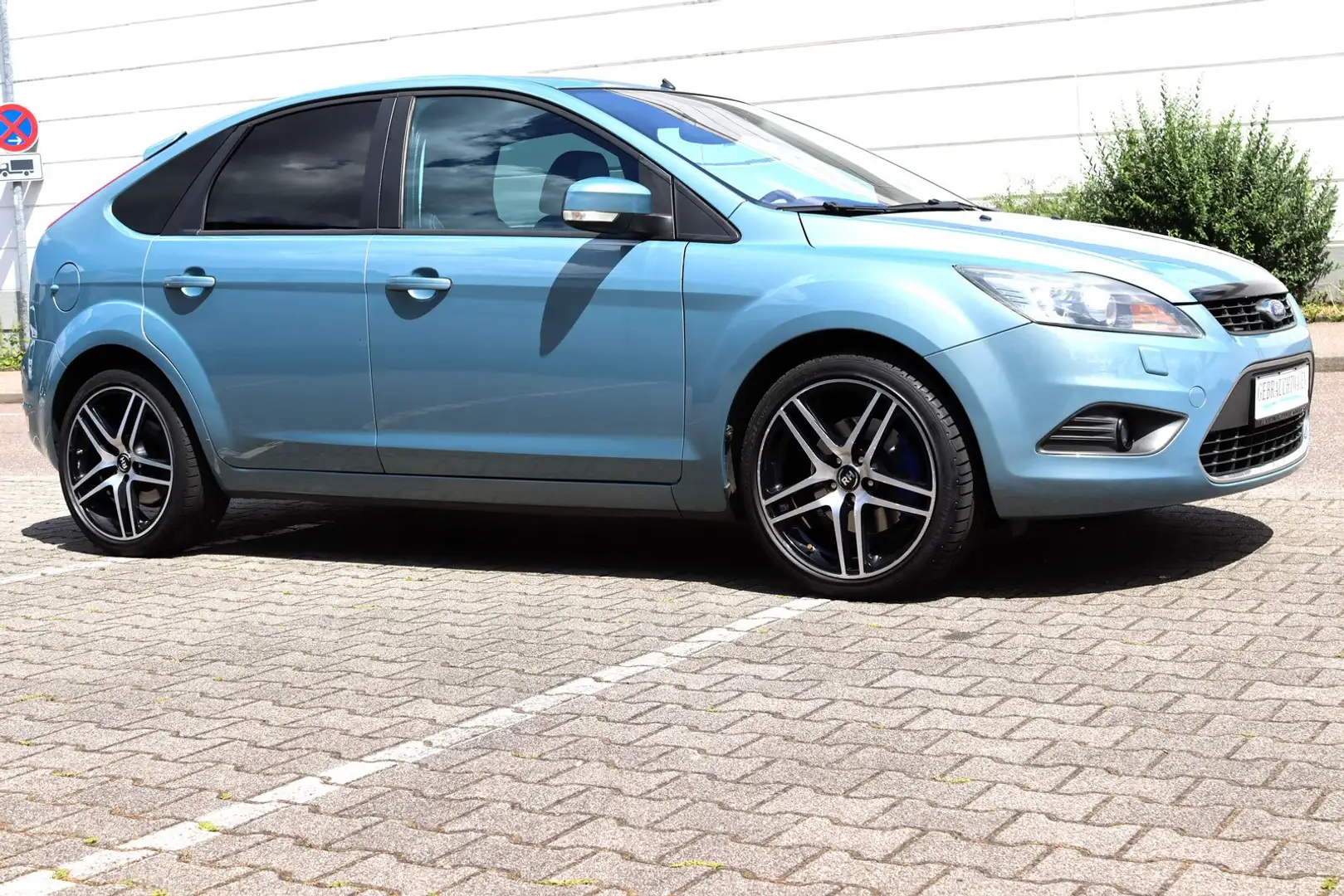 Ford Focus Focus 2.0 Titanium-Paket *Gepflegt Bleu - 2